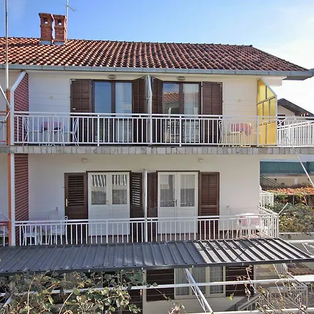 Studio Podaca 4734d דירה